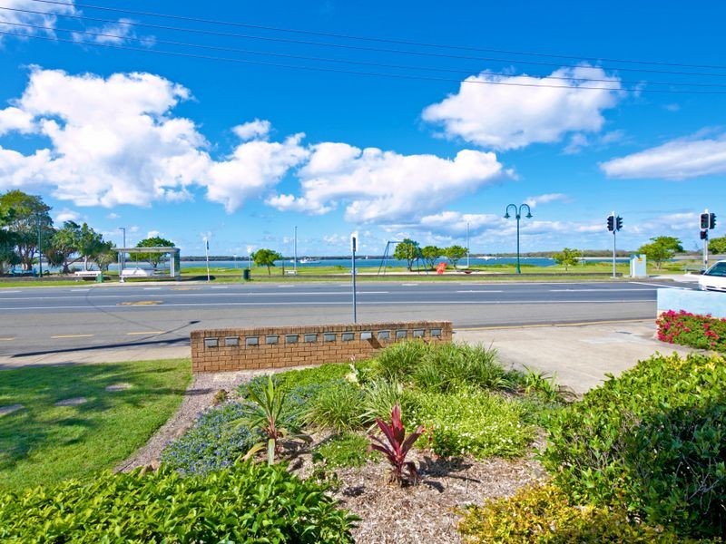 1/548 Marine Parade, Biggera Waters QLD 4216