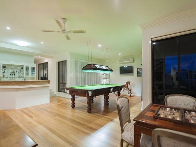 26 Brittanic Crescent, Sovereign Islands QLD 4216