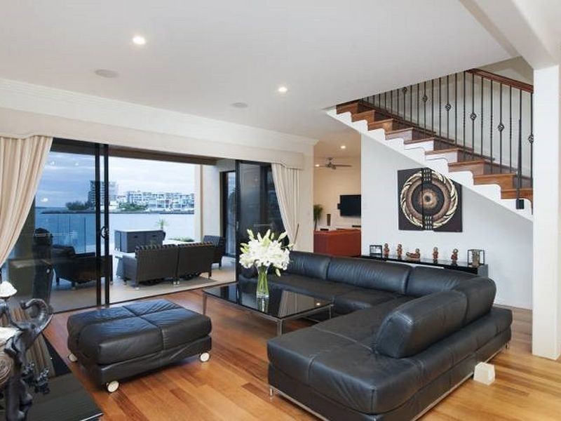 26 Brittanic Crescent, Sovereign Islands QLD 4216