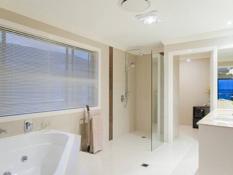 26 Brittanic Crescent, Sovereign Islands QLD 4216