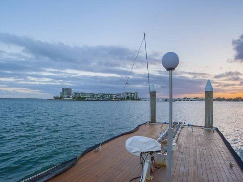 26 Brittanic Crescent, Sovereign Islands QLD 4216