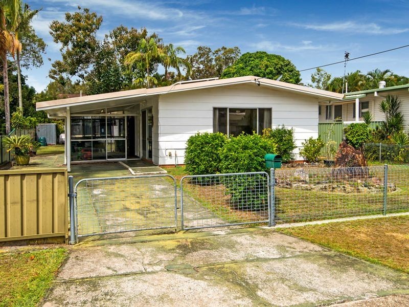 7 Iando Street, Coombabah QLD 4216