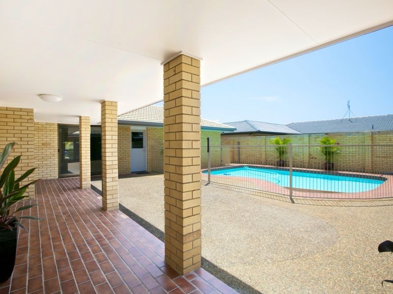 9 Hyacinth Avenue, Hollywell QLD 4216