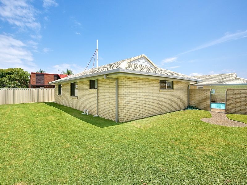 9 Hyacinth Avenue, Hollywell QLD 4216