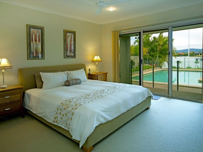 28 John Dalley Drive, Helensvale QLD 4212