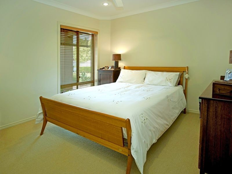28 John Dalley Drive, Helensvale QLD 4212