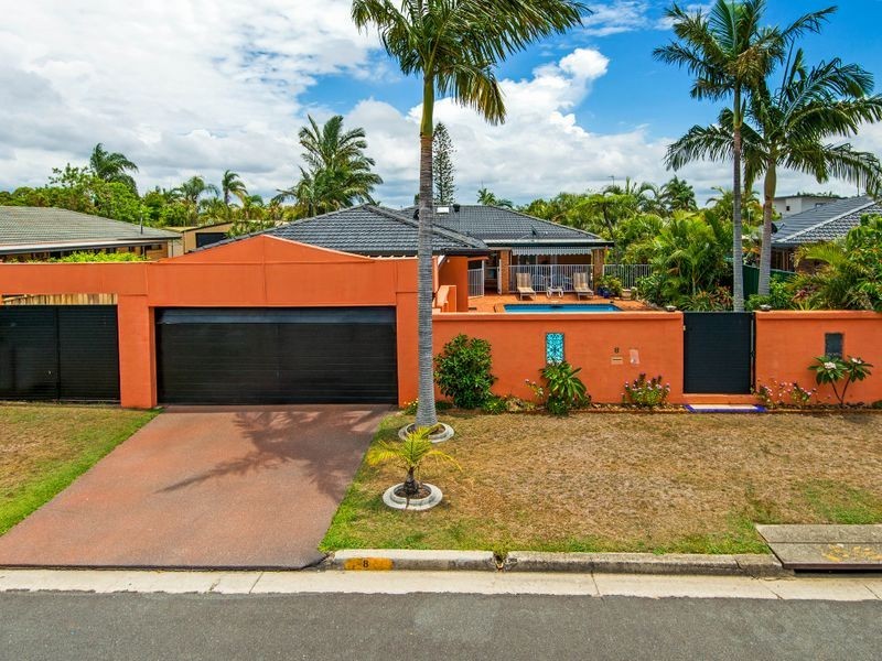 8 Eacham Avenue, Coombabah QLD 4216