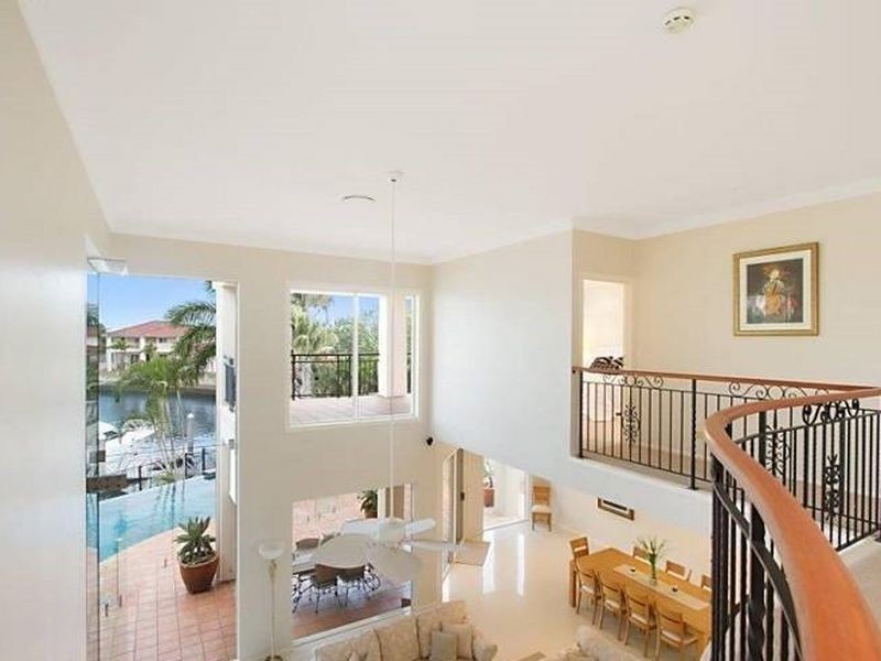 Sovereign Islands QLD 4216