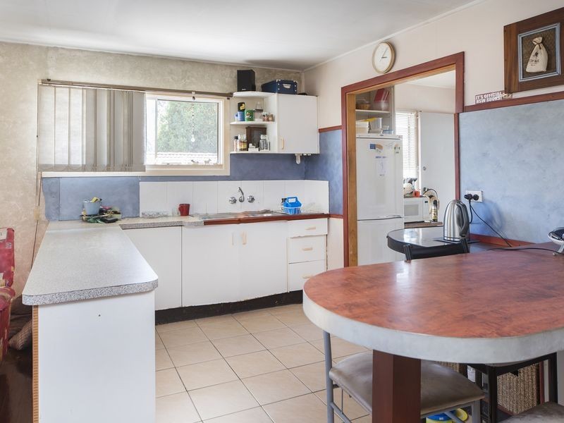 53 Bruce Avenue, Paradise Point QLD 4216