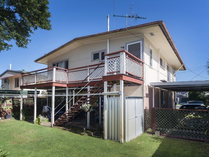 53 Bruce Avenue, Paradise Point QLD 4216