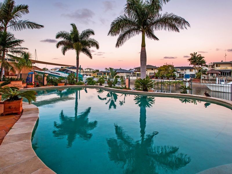 11 Drysdale Place, Paradise Point QLD 4216