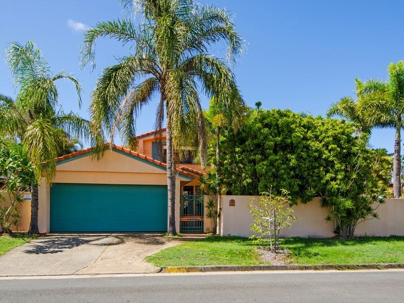 11 Drysdale Place, Paradise Point QLD 4216