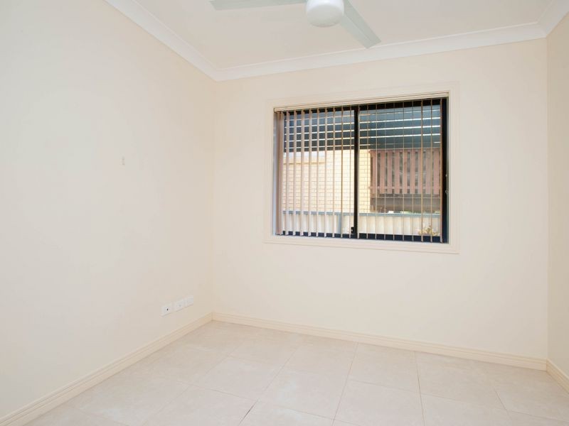 23B Eider Avenue, Paradise Point QLD 4216