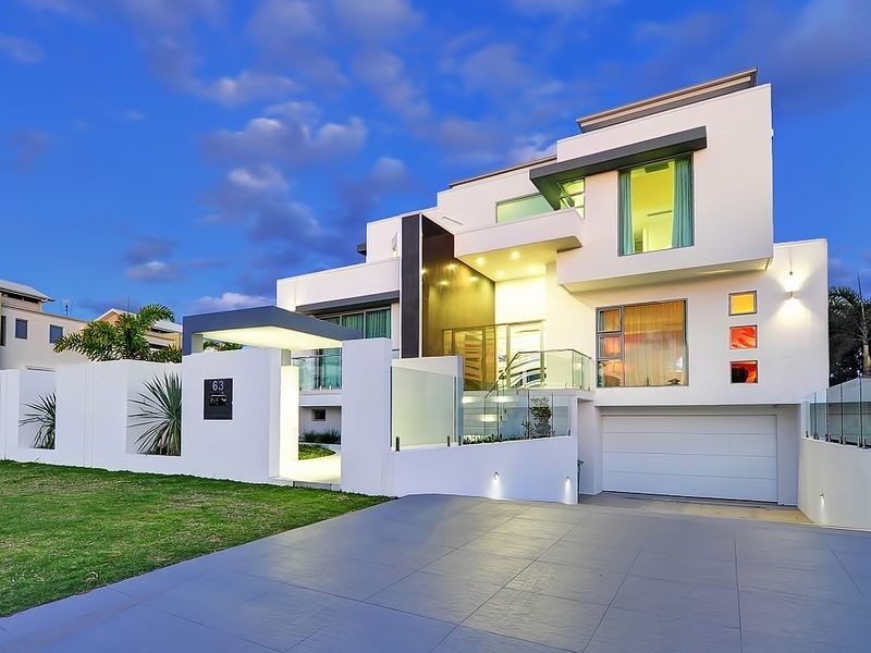 Sovereign Islands QLD 4216