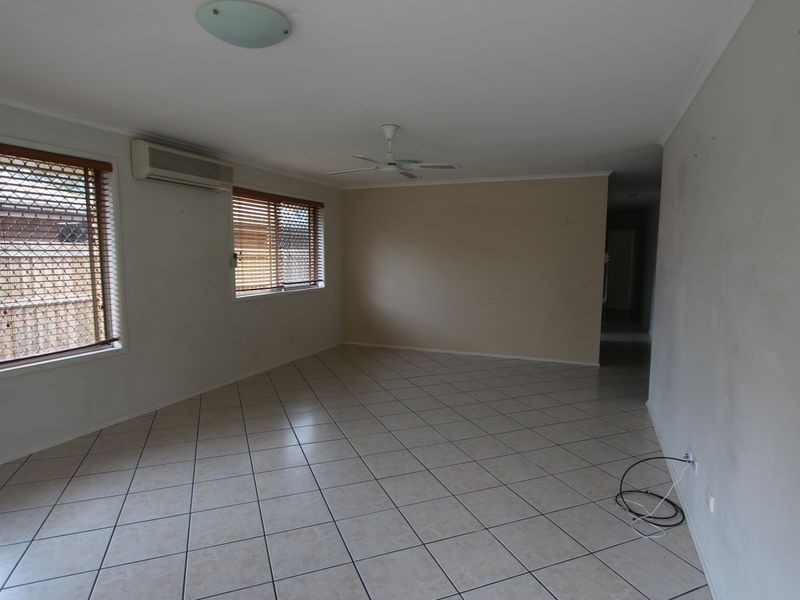 19 Turana Street, Coombabah QLD 4216