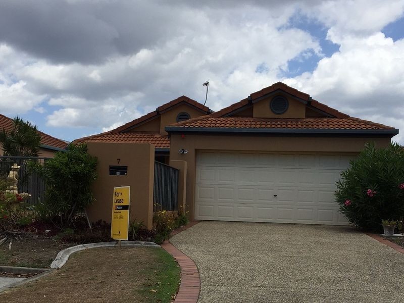 7 Myola Court, Coombabah QLD 4216