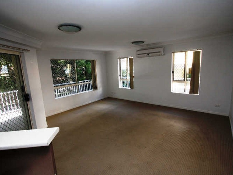 3/131 Muir Street, Labrador QLD 4215