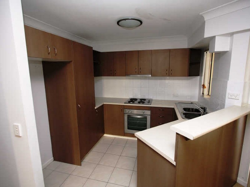 3/131 Muir Street, Labrador QLD 4215