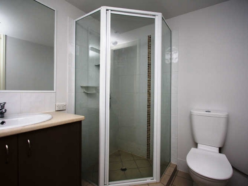 3/131 Muir Street, Labrador QLD 4215