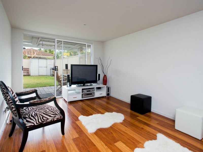 1/9 Warrie Close, Paradise Point QLD 4216
