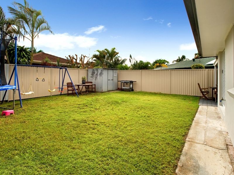 1/9 Warrie Close, Paradise Point QLD 4216