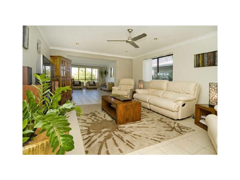 Paradise Point QLD 4216