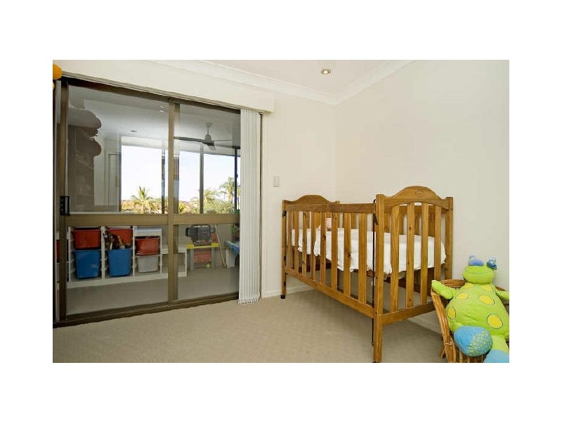 Paradise Point QLD 4216