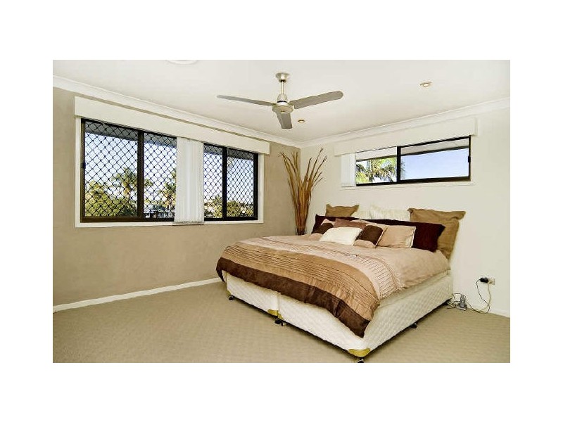 Paradise Point QLD 4216