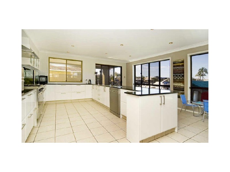 Paradise Point QLD 4216