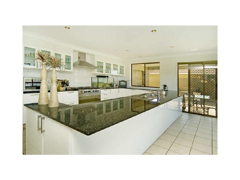 Paradise Point QLD 4216