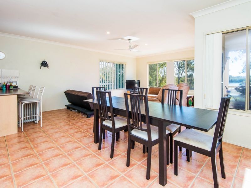 17 The Esplanade, Coombabah QLD 4216