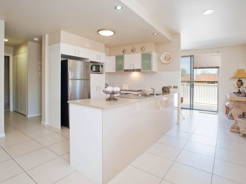 3/8-10 Victor Ave, Paradise Point QLD 4216