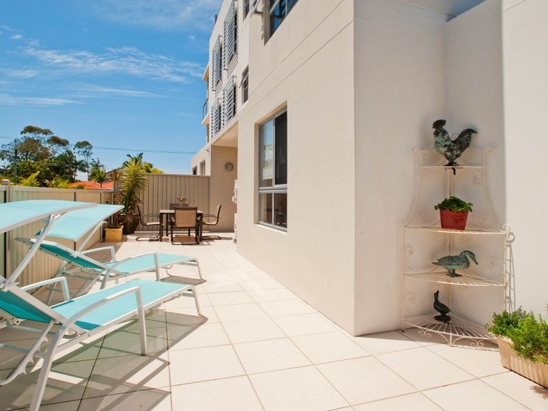 3/8-10 Victor Ave, Paradise Point QLD 4216