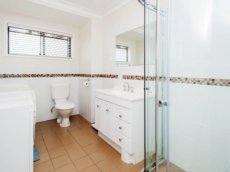 2/59 Milton Avenue, Paradise Point QLD 4216