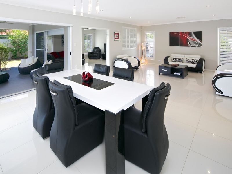 50 Rhodium Crescent, Hope Island QLD 4212