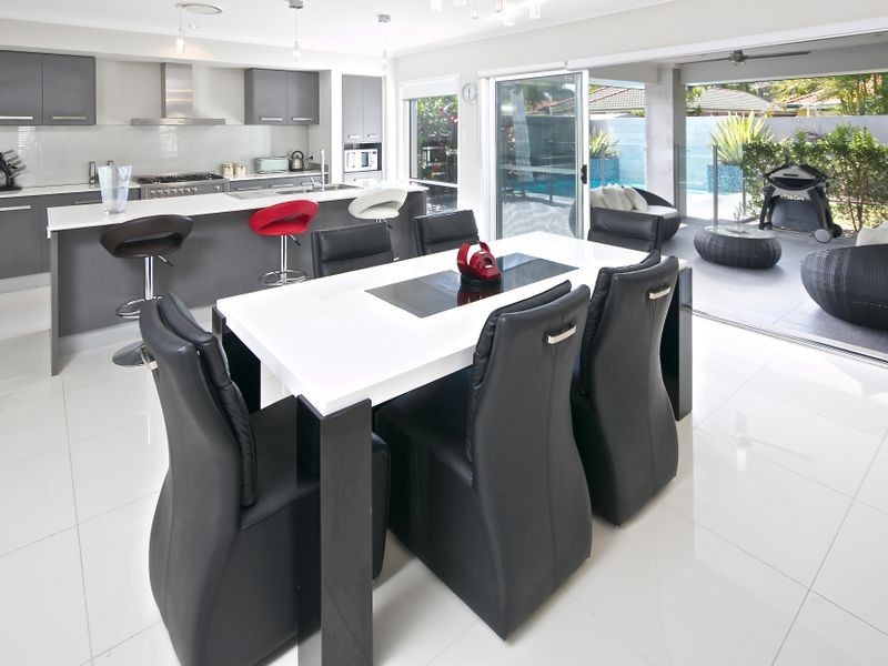 50 Rhodium Crescent, Hope Island QLD 4212