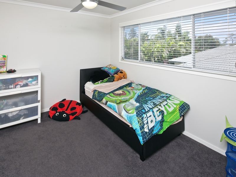 50 Rhodium Crescent, Hope Island QLD 4212