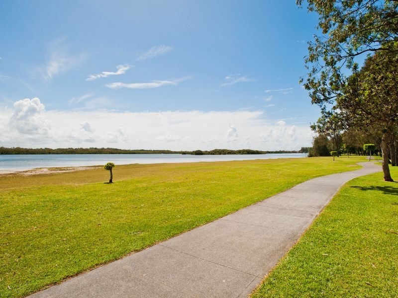 63 The Esplanade, Coombabah QLD 4216