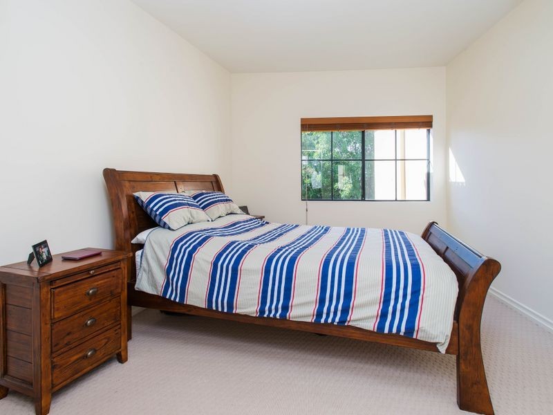 3251 Palladian Drive, Hope Island QLD 4212
