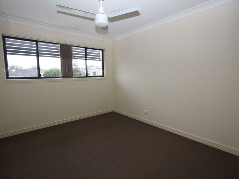 23A Eider Avenue, Paradise Point QLD 4216