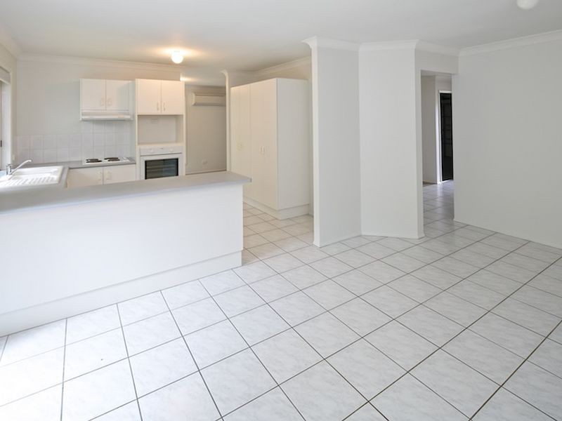 201 Universal Street, Oxenford QLD 4210