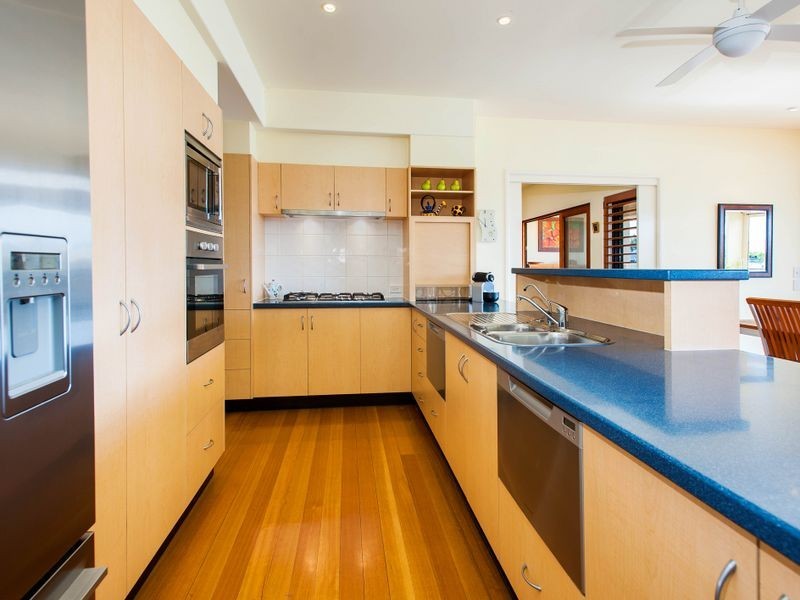 5 & 7 Dobell Avenue, Paradise Point QLD 4216