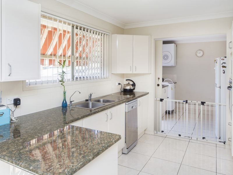 2/138 Oxley Drive, Paradise Point QLD 4216