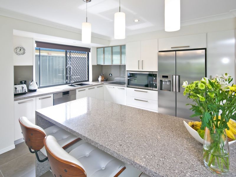 28 Medika Street, Runaway Bay QLD 4216