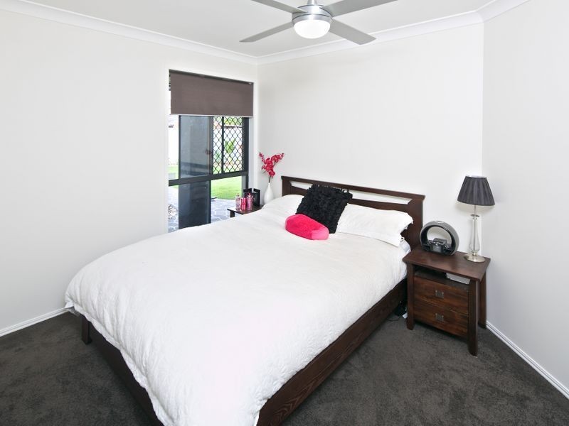 28 Medika Street, Runaway Bay QLD 4216