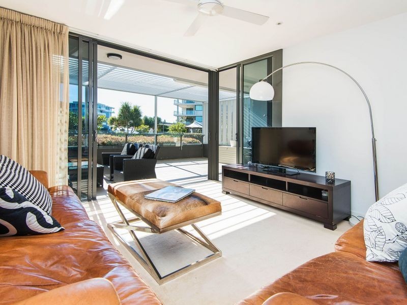 3103/323 Bayview Street, Hollywell QLD 4216