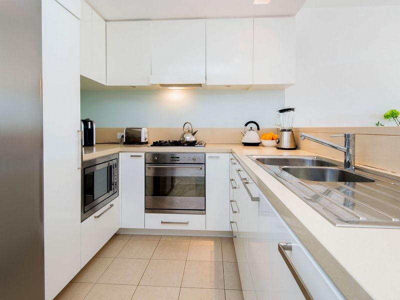 3103/323 Bayview Street, Hollywell QLD 4216