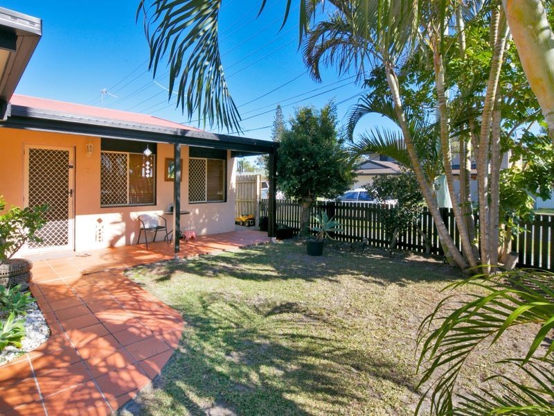 24 Bluegum Avenue, Hollywell QLD 4216