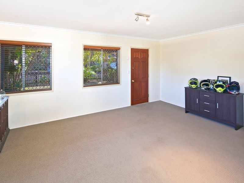 24 Bluegum Avenue, Hollywell QLD 4216