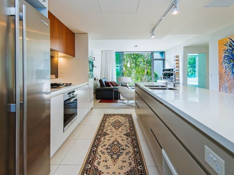 31202 Ephraim Island, Anglers Paradise QLD 4216